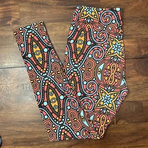Lularoe OS 🦄🦄 coloring books 🦄🦄